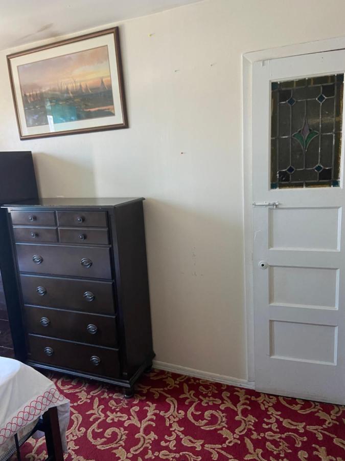 A Peaceful Room In Queens New York Bagian luar foto