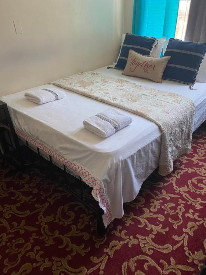A Peaceful Room In Queens New York Bagian luar foto