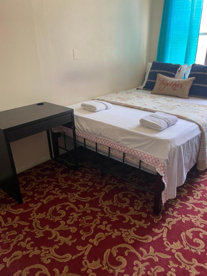 A Peaceful Room In Queens New York Bagian luar foto