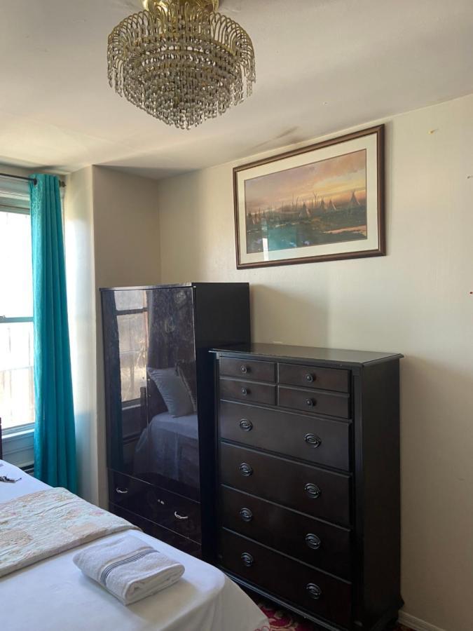 A Peaceful Room In Queens New York Bagian luar foto