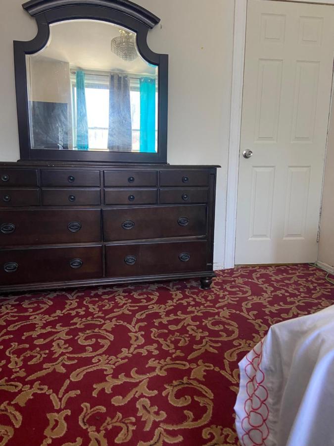 A Peaceful Room In Queens New York Bagian luar foto